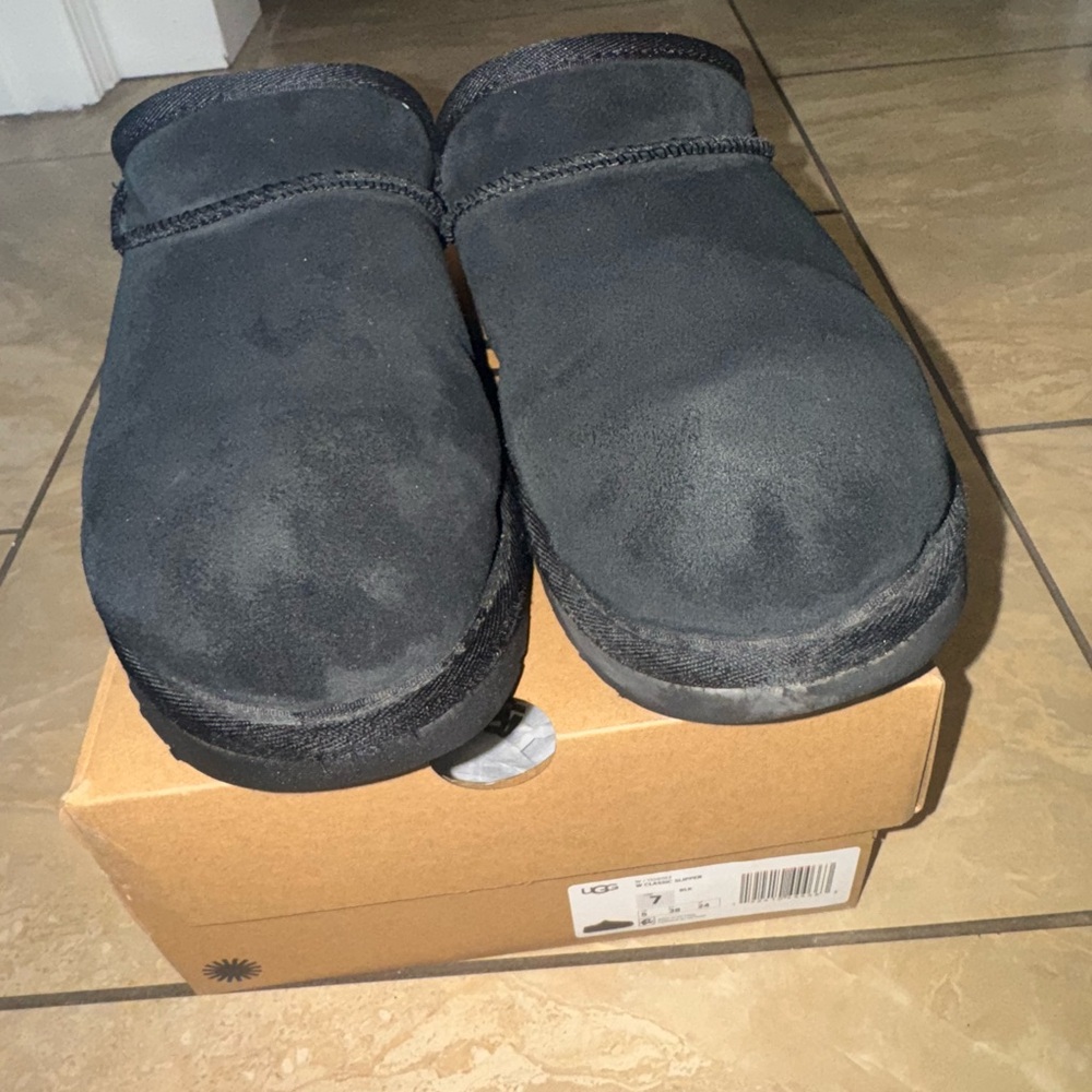 Ugg Classic Slippers